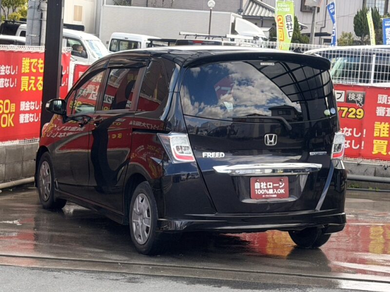 フリード ハイブリッド ジャストセレクション