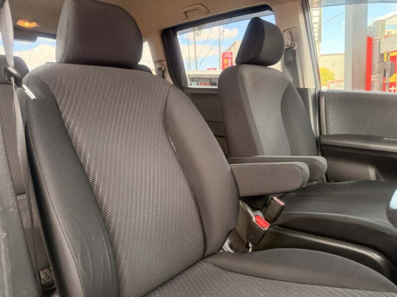 フリード ハイブリッド ジャストセレクション