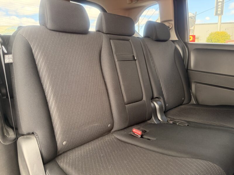 フリード ハイブリッド ジャストセレクション