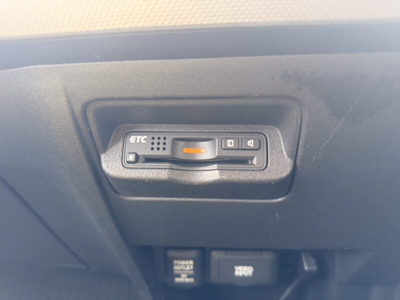 フリード ハイブリッド ジャストセレクション