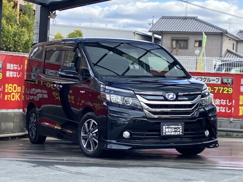 ヴォクシー HV V