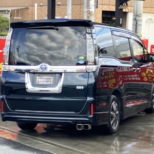 ヴォクシー HV V