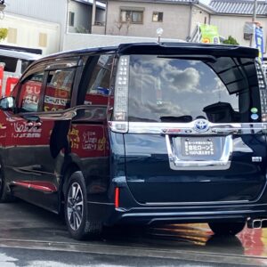 ヴォクシー HV V