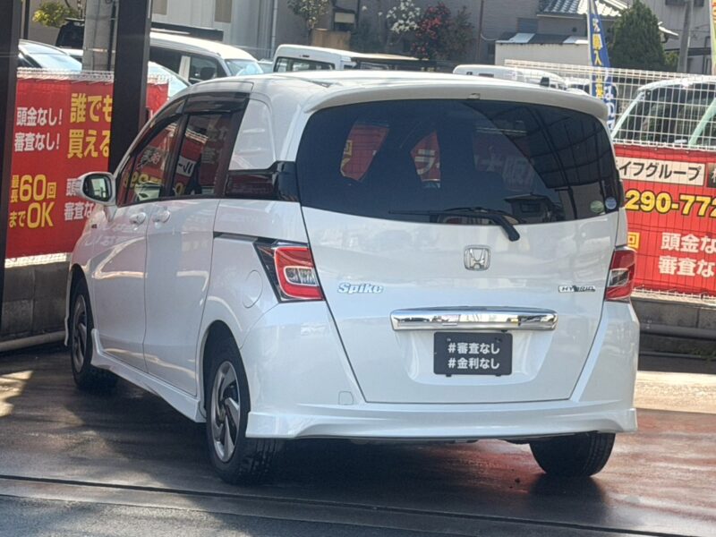 フリードスパイクハイブリッド ジャストセレクション