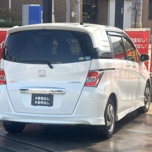 フリードスパイクハイブリッド　ジャストセレクション