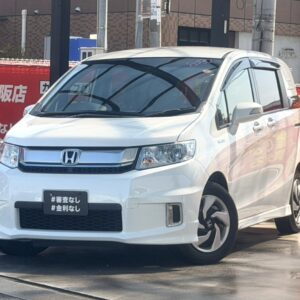 フリードスパイクハイブリッド　ジャストセレクション