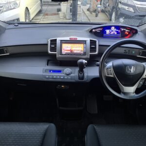 フリードスパイクハイブリッド　ジャストセレクション