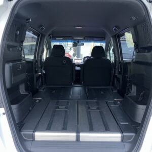 フリードスパイクハイブリッド　ジャストセレクション