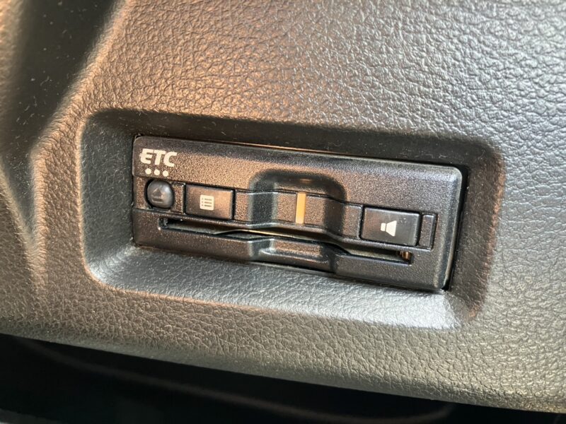 スペーシアカスタム Zデュアルカメラブレーキサポートユーティリティパッケージ