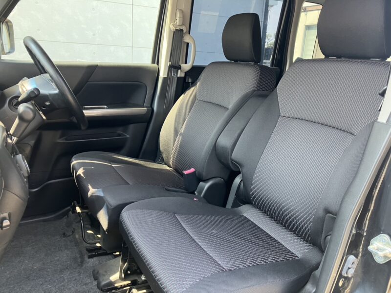 スペーシアカスタム Zデュアルカメラブレーキサポートユーティリティパッケージ