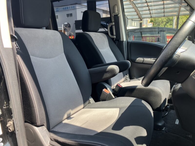 セレナ ライダーブラックライン S-HV 【総合評価優良車】