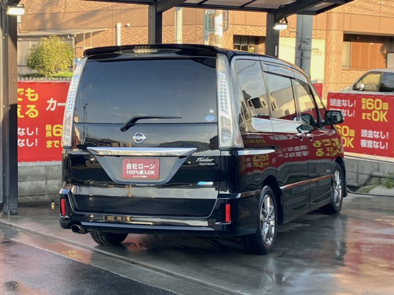 セレナ ライダーブラックライン S-HV 【総合評価優良車】