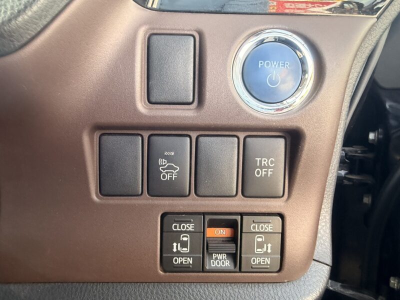 エスクァイア HV Gi