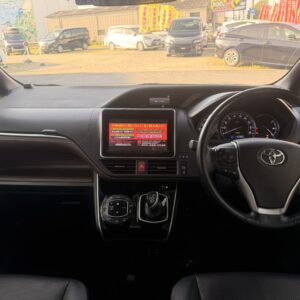 エスクァイア　HV　Gi