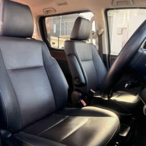 エスクァイア　HV　Gi