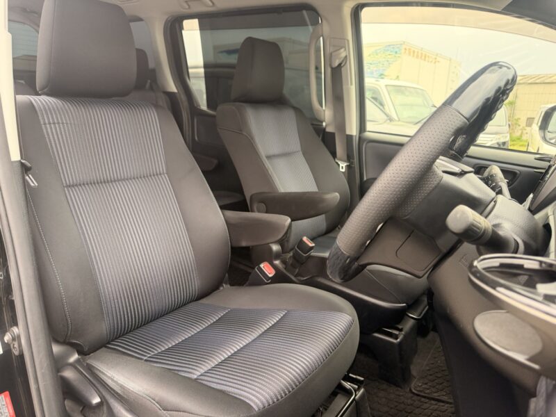 ヴォクシー ZS煌【総合評価優良車】