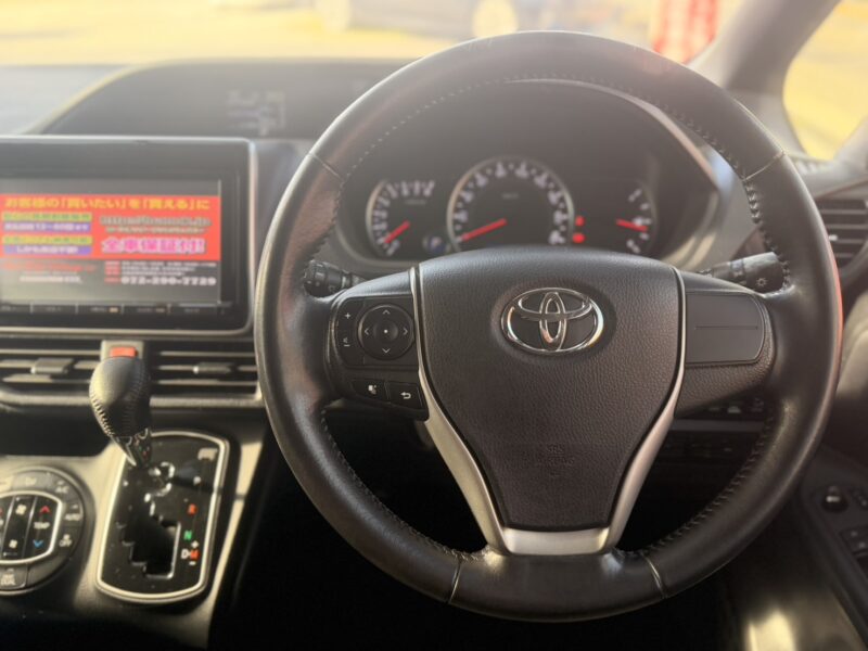 ヴォクシー ZS【総合評価優良車】