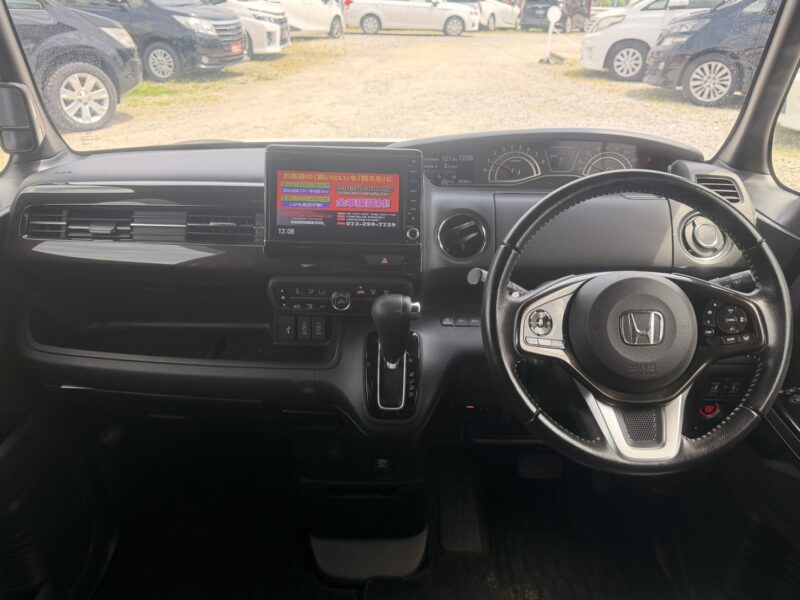 N-BOXカスタム G Lターボホンダセンシング【総合評価優良車】