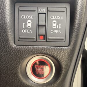 N-BOXカスタム　Ｇ　Ｌターボホンダセンシング【総合評価優良車】