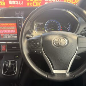 ヴォクシー　HV　V【総合評価優良車】