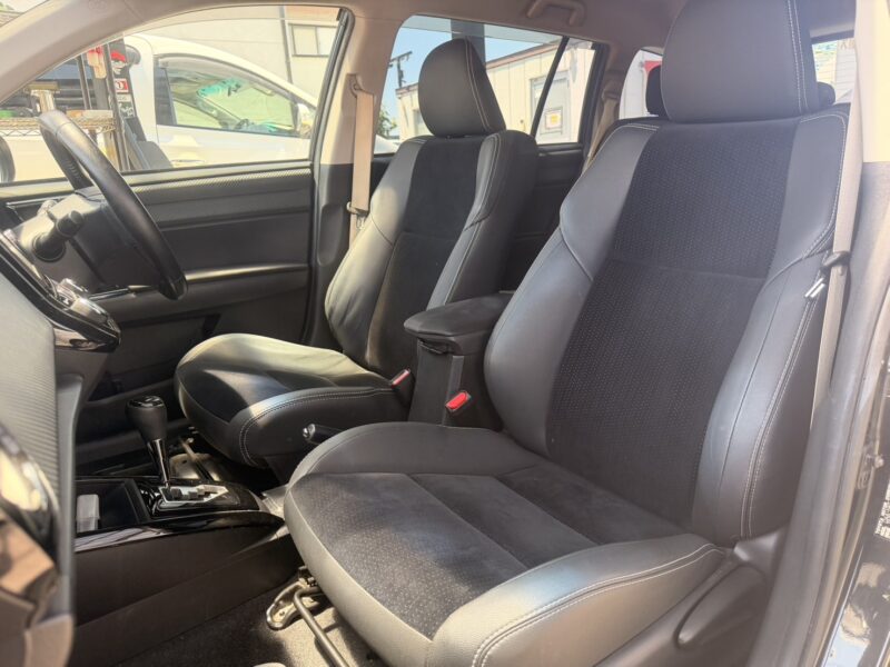カローラフィールダー HV GエアロツアラーWXB【総合評価優良車】