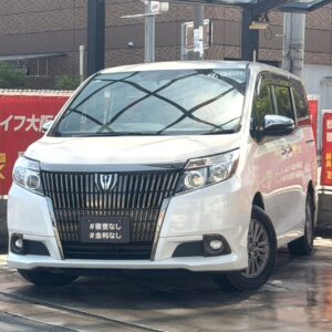 エスクァイア　Gi　ブラックテーラード　～特別仕様グレード～