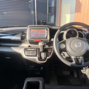 N-BOXカスタム　G　SSﾊﾟｯｹｰｼﾞ【総合評価優良車】