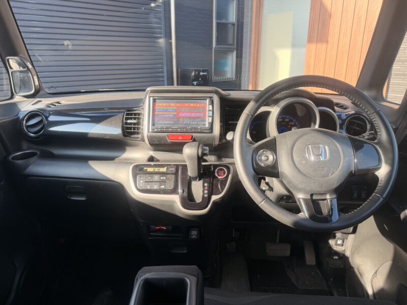 N-BOXカスタム G SSパッケージ【総合評価優良車】
