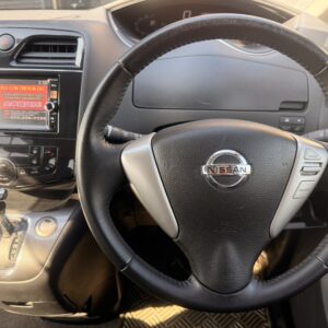 セレナ　ライダーブラックライン　S-HV【総合評価優良車】