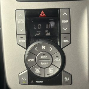 ヴォクシー　ZS　煌Ⅱ　【総合評価優良車】≪特別仕様グレード≫　～8人乗りtype～