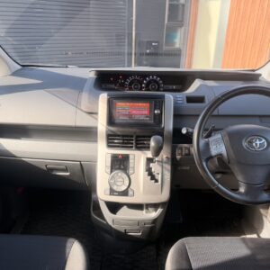 ヴォクシー　ZS　煌Ⅱ　【総合評価優良車】≪特別仕様グレード≫　～8人乗りtype～