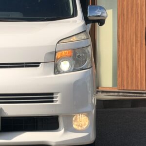ヴォクシー　ZS　煌Ⅱ　【総合評価優良車】≪特別仕様グレード≫　～8人乗りtype～
