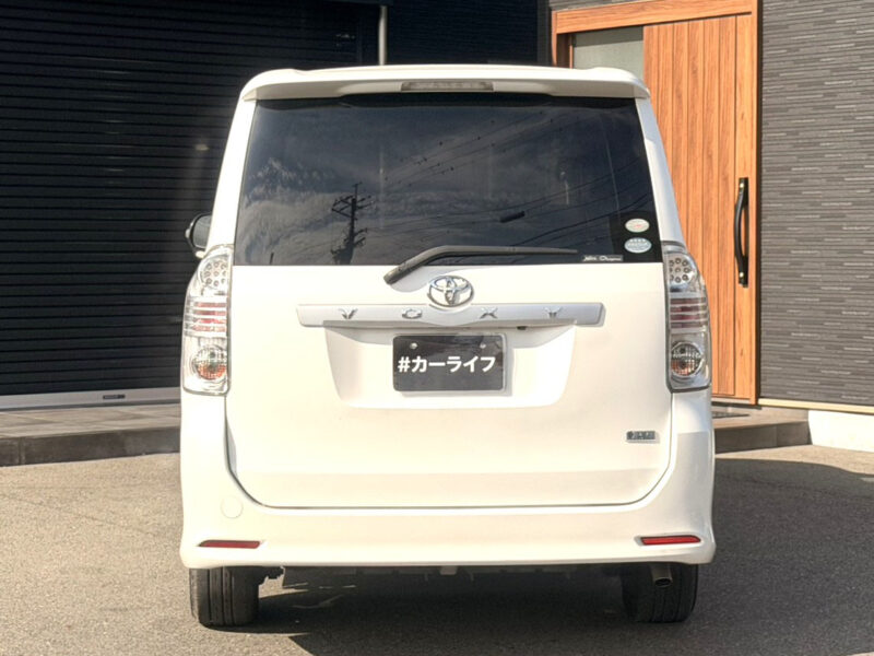 ヴォクシー ZS 煌Ⅱ 【総合評価優良車】≪特別仕様グレード≫ ~8人乗りtype~