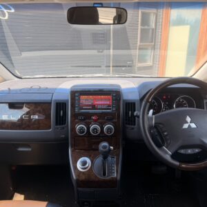 デリカD5 シャモニー 4WD