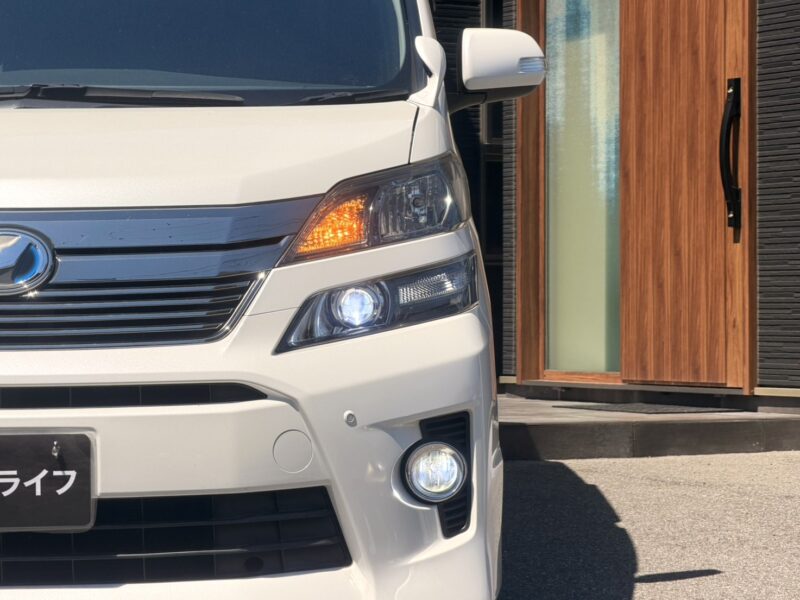ヴェルファイア ハイブリッド ZR 4WD