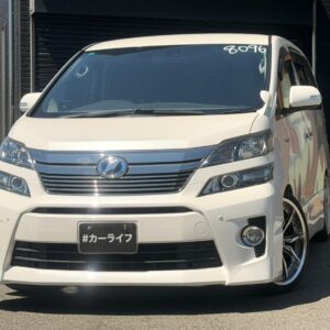 ヴェルファイア　ハイブリッド　ZR　4WD