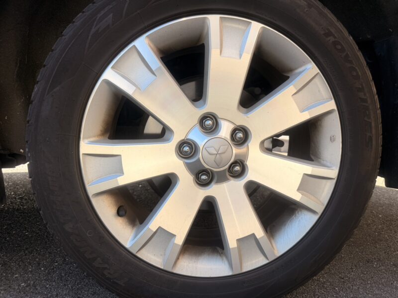 デリカD:5 ローデスト Gナビパッケージ 4WD
