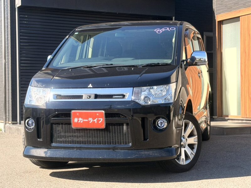 デリカD:5　ローデスト Gナビパッケージ　4WD