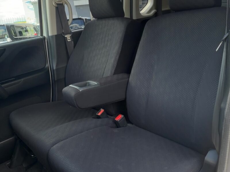 N-BOXカスタム G・Lパッケージ【総合評価優良車】【ワンオーナー】