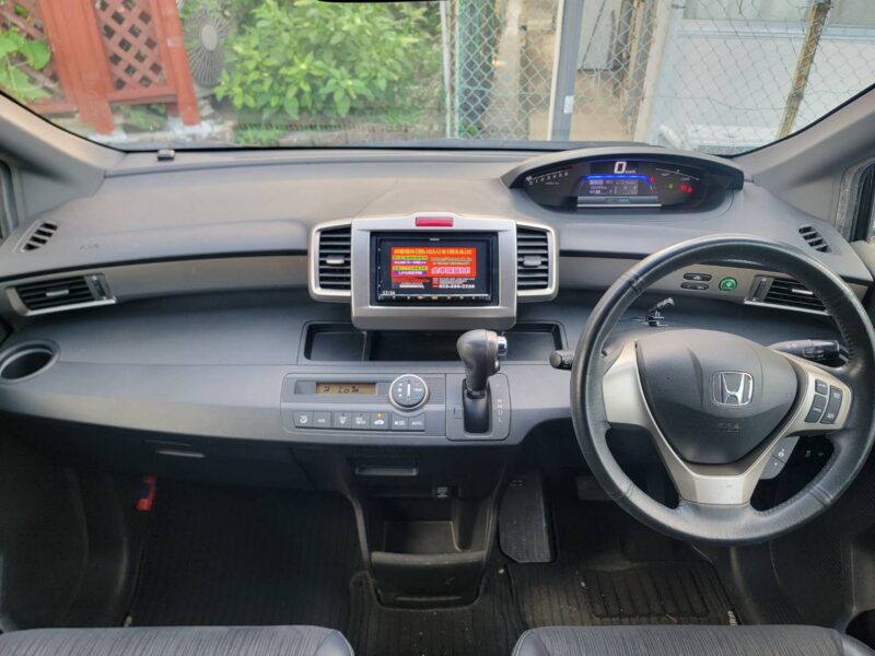 フリードスパイク HVジャストセレクション【総合評価優良車】