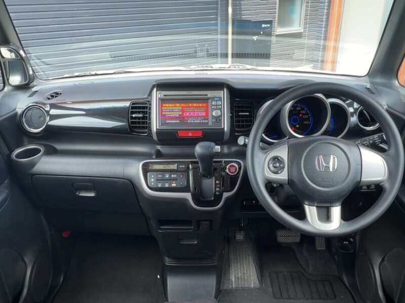 N-BOXカスタム G・Lパッケージ【総合評価優良車】【ワンオーナー】