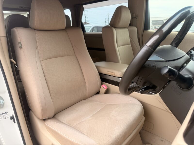 アルファード HV G 4WD 【総合評価優良車】