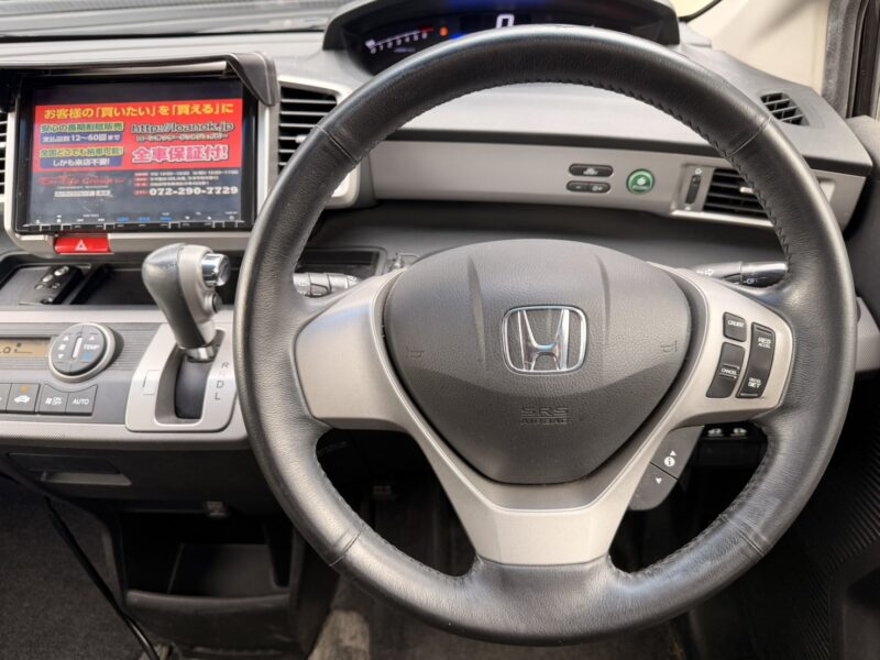 フリード ハイブリッド ジャストセレクション【総合評価優良車】