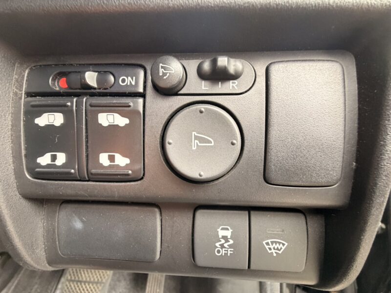 フリード ハイブリッド ジャストセレクション【総合評価優良車】