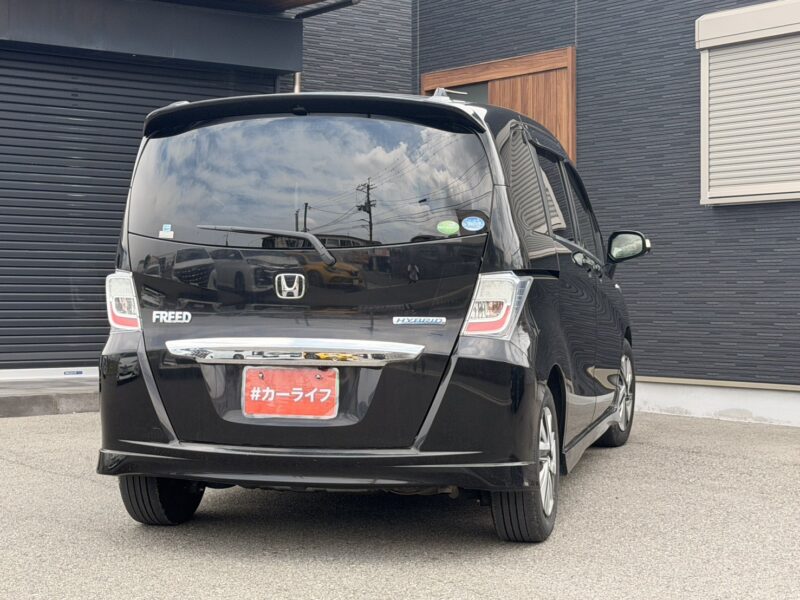 フリード ハイブリッド ジャストセレクション【総合評価優良車】