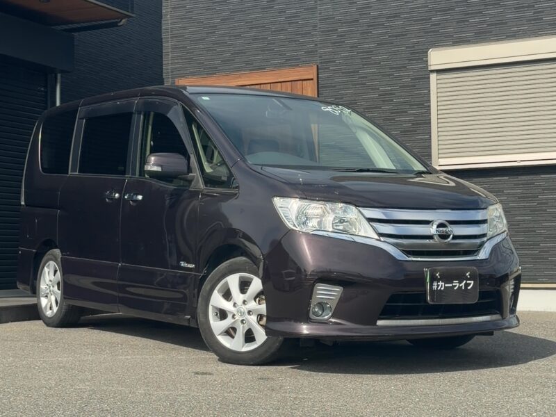セレナ HWS S-HV【ユーザー買い取り車両】