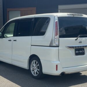 セレナ　ライダー　【ユーザー買取車】