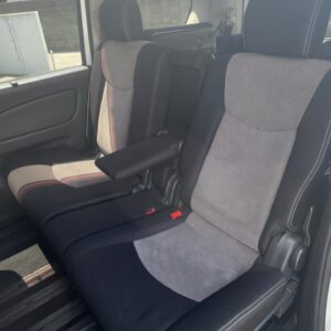 セレナ　ライダー　【ユーザー買取車】