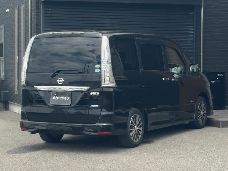 セレナ HWS S-HV【総合評価優良車】