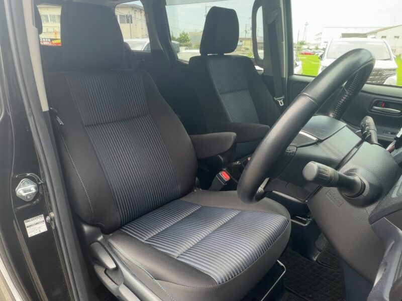 ヴォクシー ZS【総合評価優良車】